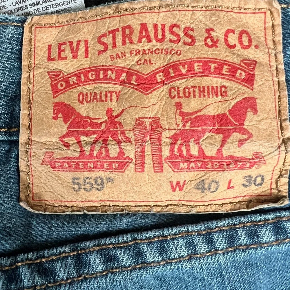 Levi's 559 Jeans Mens‎ 40X29 Blue Denim Cotton Mid Rise Relaxed Fit Straight Leg